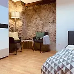 Felix Living 1 Hotell *